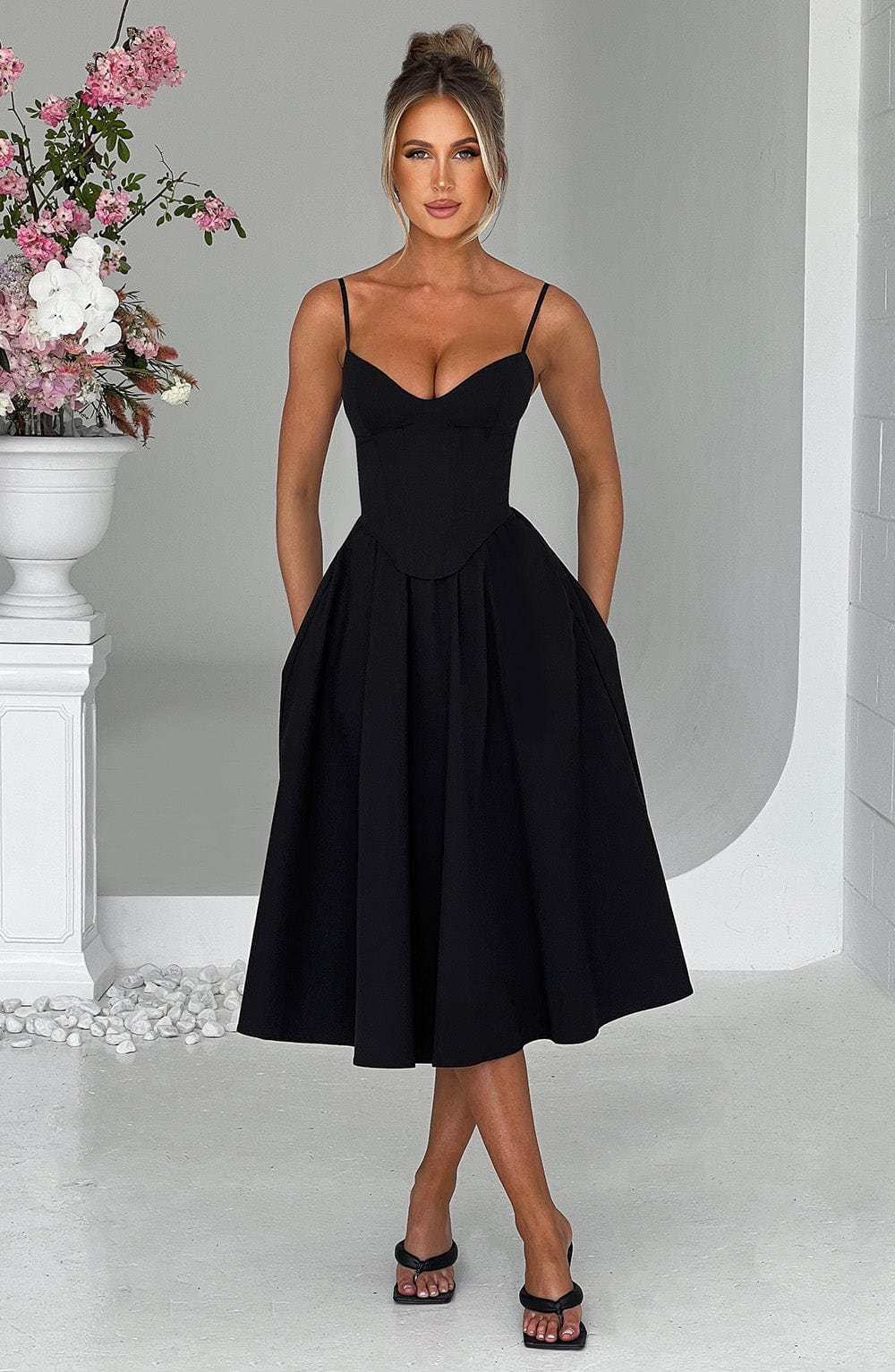 فستان ميدي ماريلا - أسود